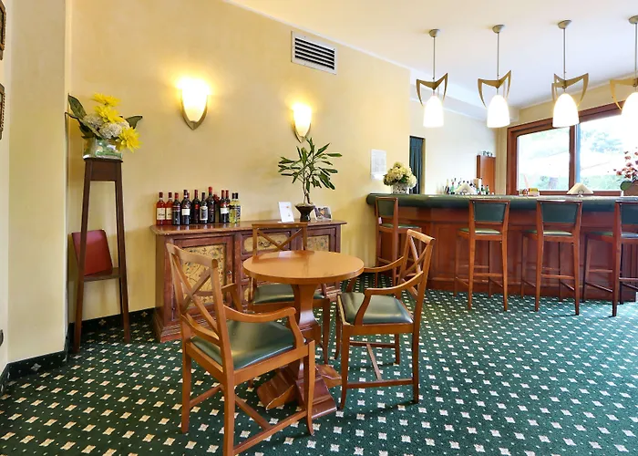 Places To Stay Verona