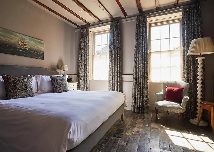 Top Hotels at Southampton Port with Parking