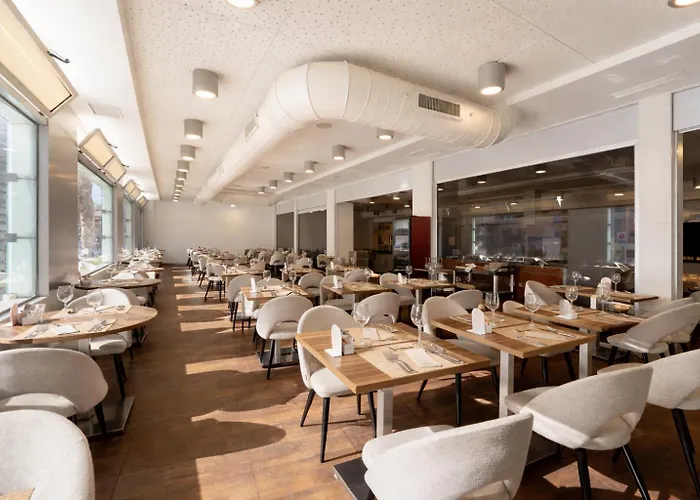 Top Benidorm Hotels with Karaoke Facilities